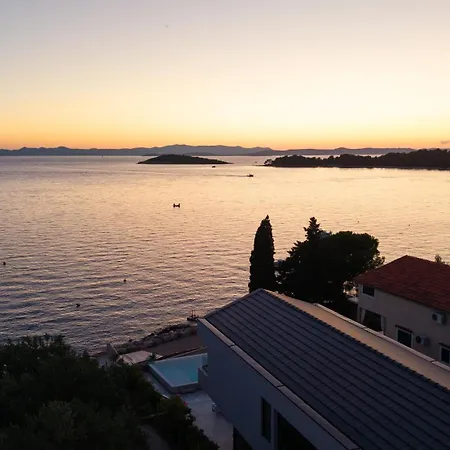 Beachfront Fux Eternity Pasman Zadar 빌라 *