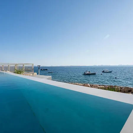 Beachfront Fux Eternity Pasman Zadar *