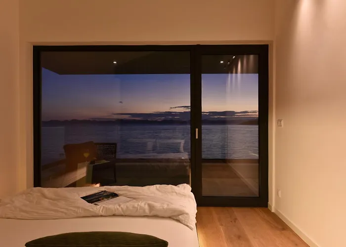 Beachfront Fux Eternity Pasman Zadar Вилла